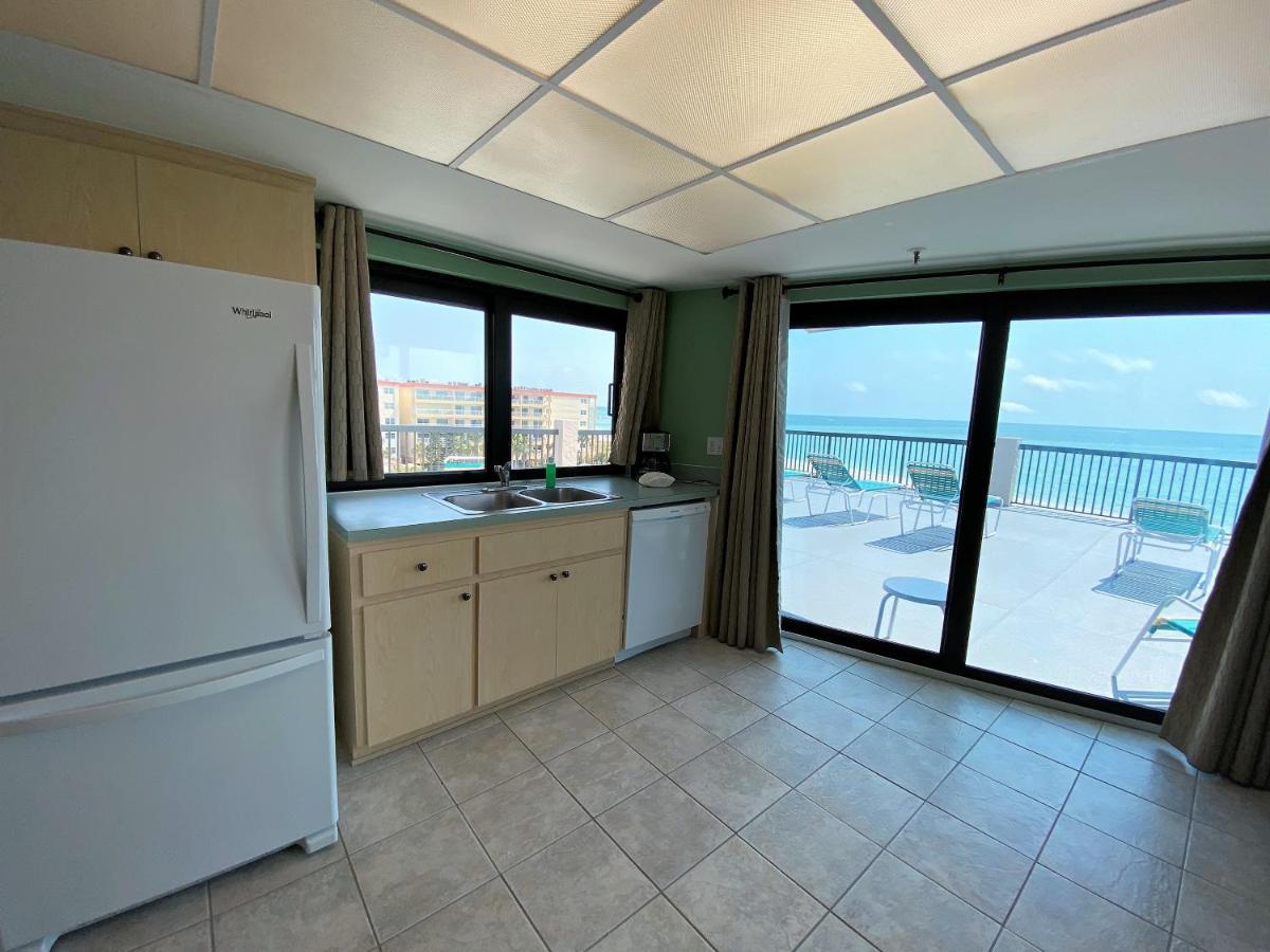 All Seasons Vacation Resort By Liberte Madeira Beach Exterior photo