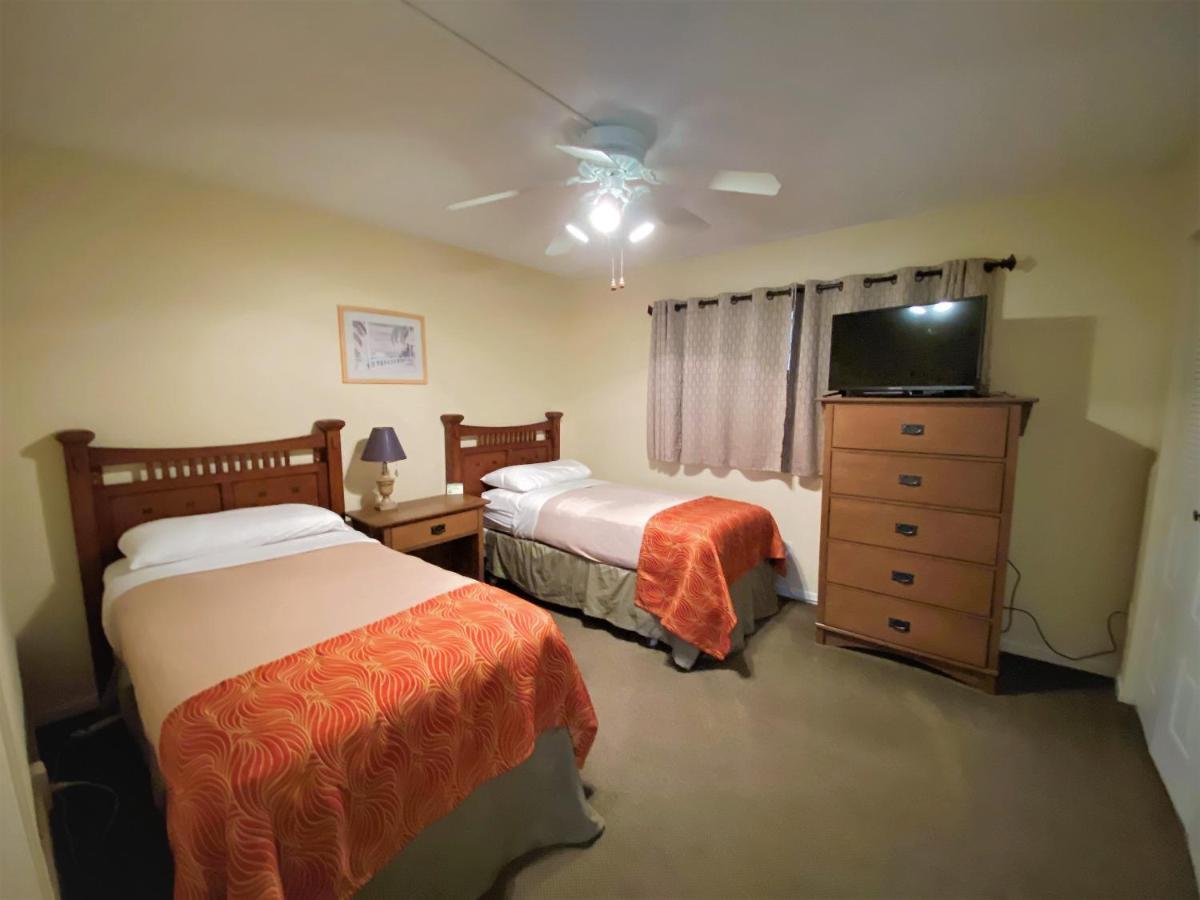 All Seasons Vacation Resort By Liberte Madeira Beach Exterior photo