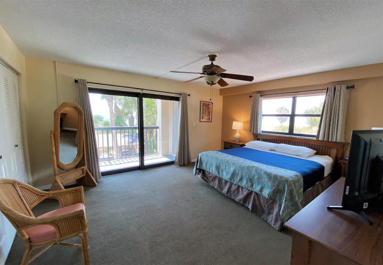 All Seasons Vacation Resort By Liberte Madeira Beach Exterior photo