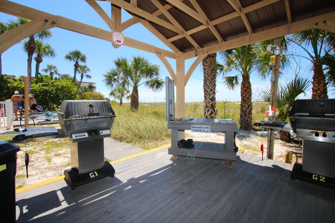 All Seasons Vacation Resort By Liberte Madeira Beach Exterior photo