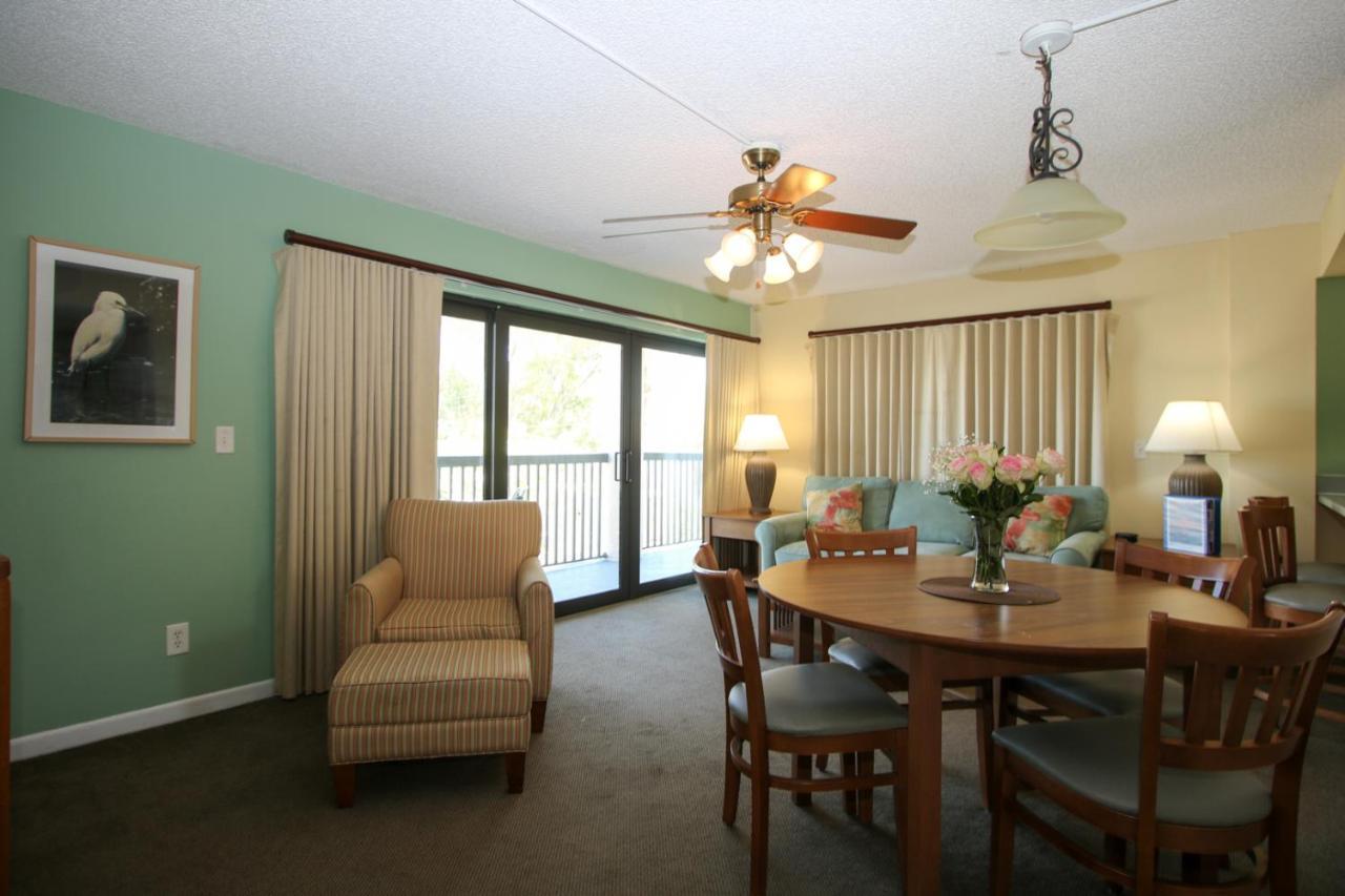 All Seasons Vacation Resort By Liberte Madeira Beach Exterior photo
