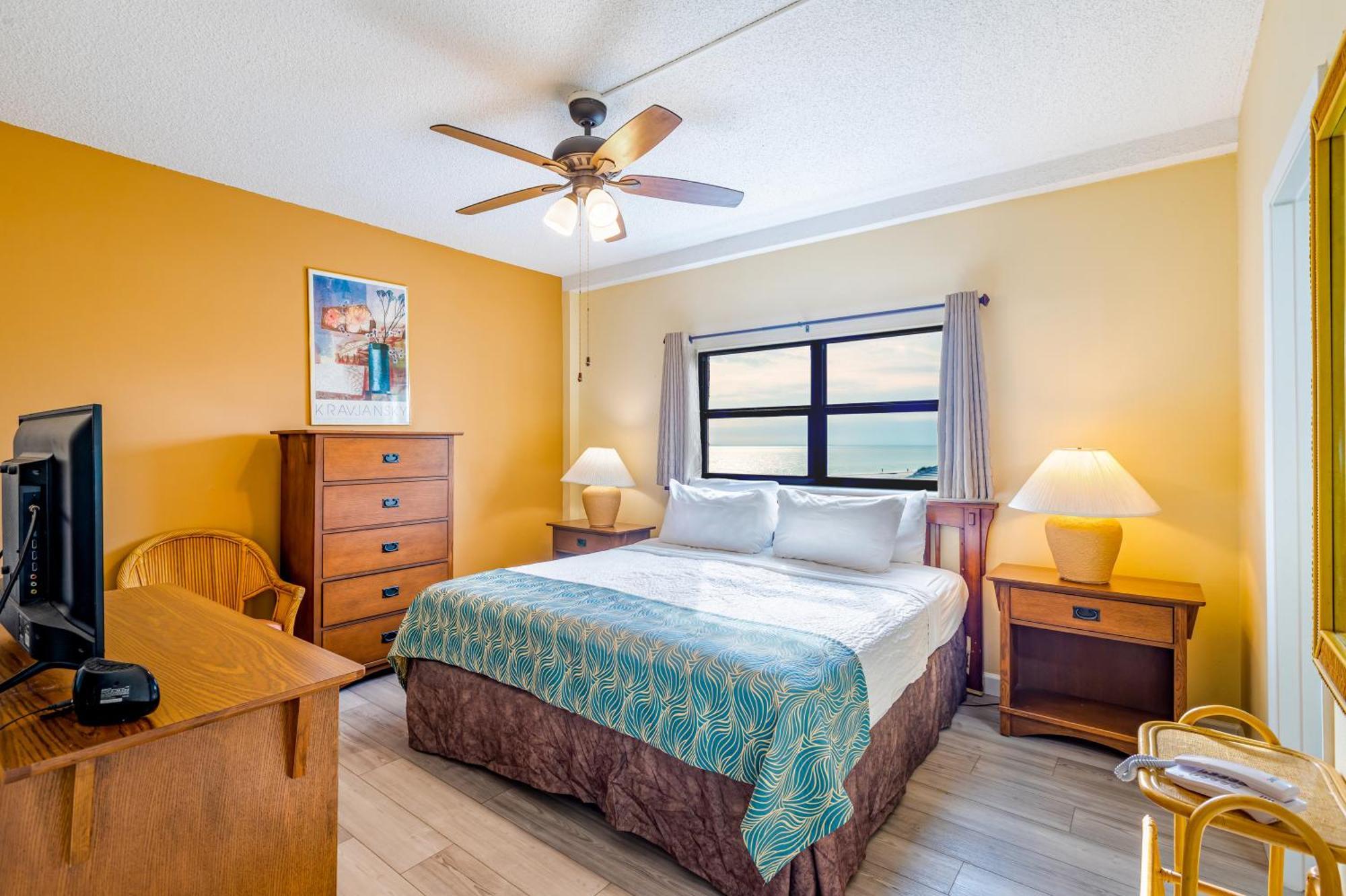 All Seasons Vacation Resort By Liberte Madeira Beach Exterior photo